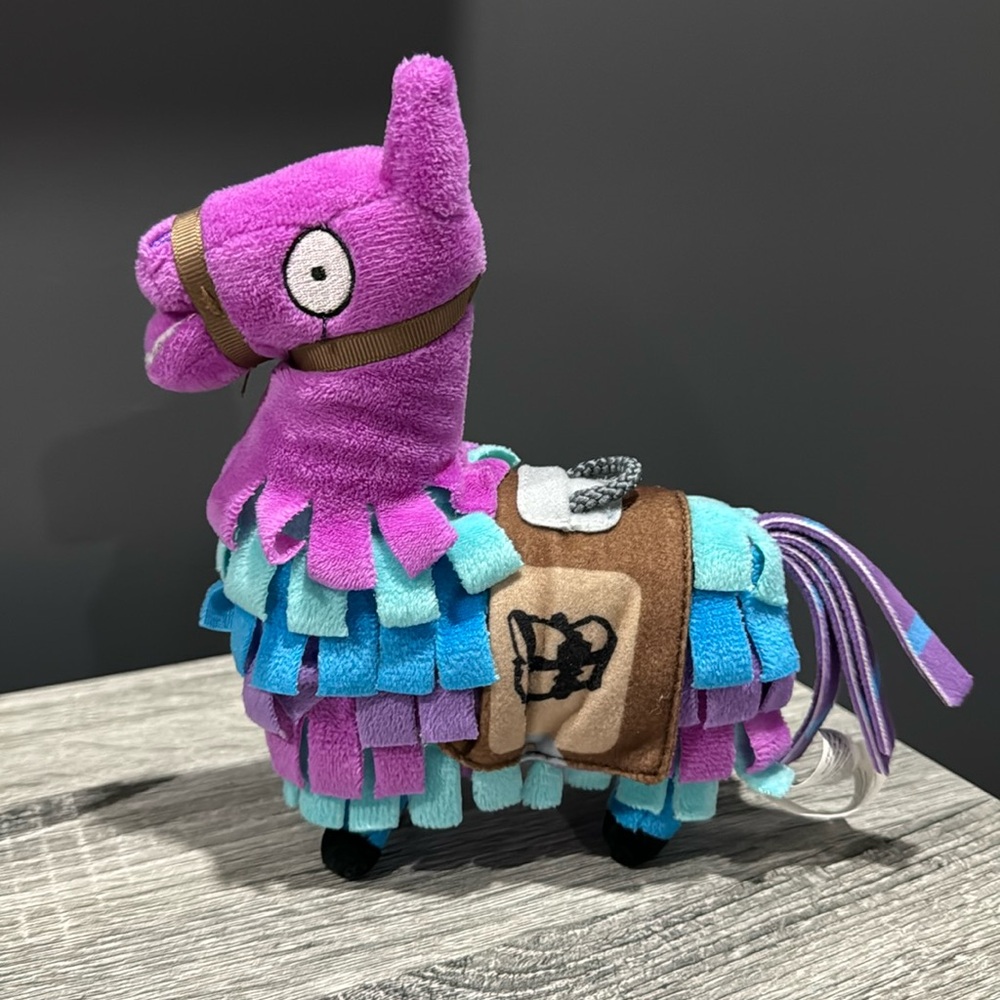 Fortnite: Loot Llama - Collectible Plush Toy